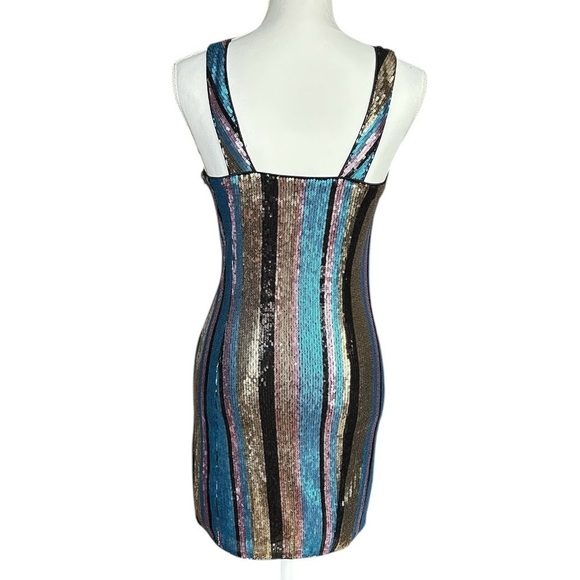 LULUS Multicolor Sequin Bodycon Mini Dress sz S Stripe Sleeveless Stretchy Lined - Picture 3 of 10